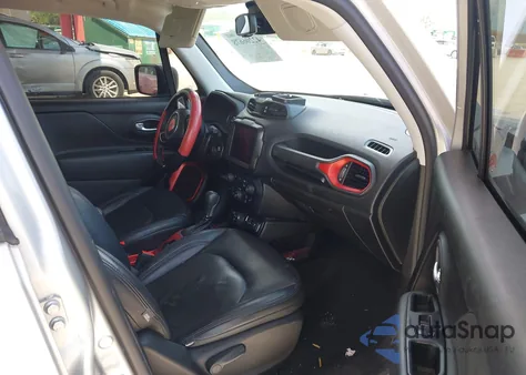 2021 Jeep Renegade Trailhawk 4X4 from USA, damaged, VIN ZACNJDC17MPN27500